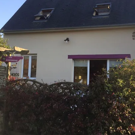 Gemuetliches Haus In Der Bucht Von Mont-saint-michel By Interhome