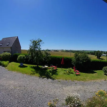 Gemuetliches Haus In Der Bucht Von Mont-saint-michel By Interhome 別荘