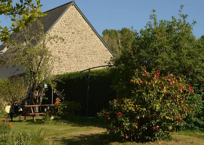 Holiday home Gemuetliches Haus In Der Bucht Von Mont-saint-michel By Interhome