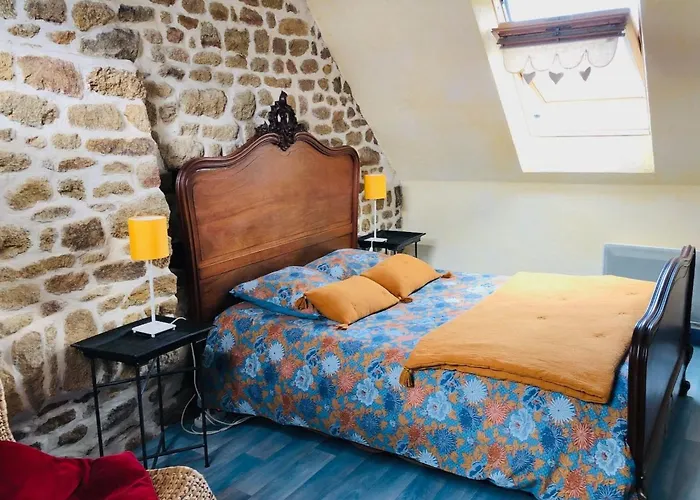 Holiday home Gemuetliches Haus In Der Bucht Von Mont-saint-michel By Interhome Saint-Laurent-de-Terregatte