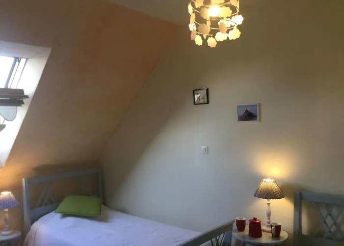 Holiday home Gemuetliches Haus In Der Bucht Von Mont-saint-michel By Interhome *